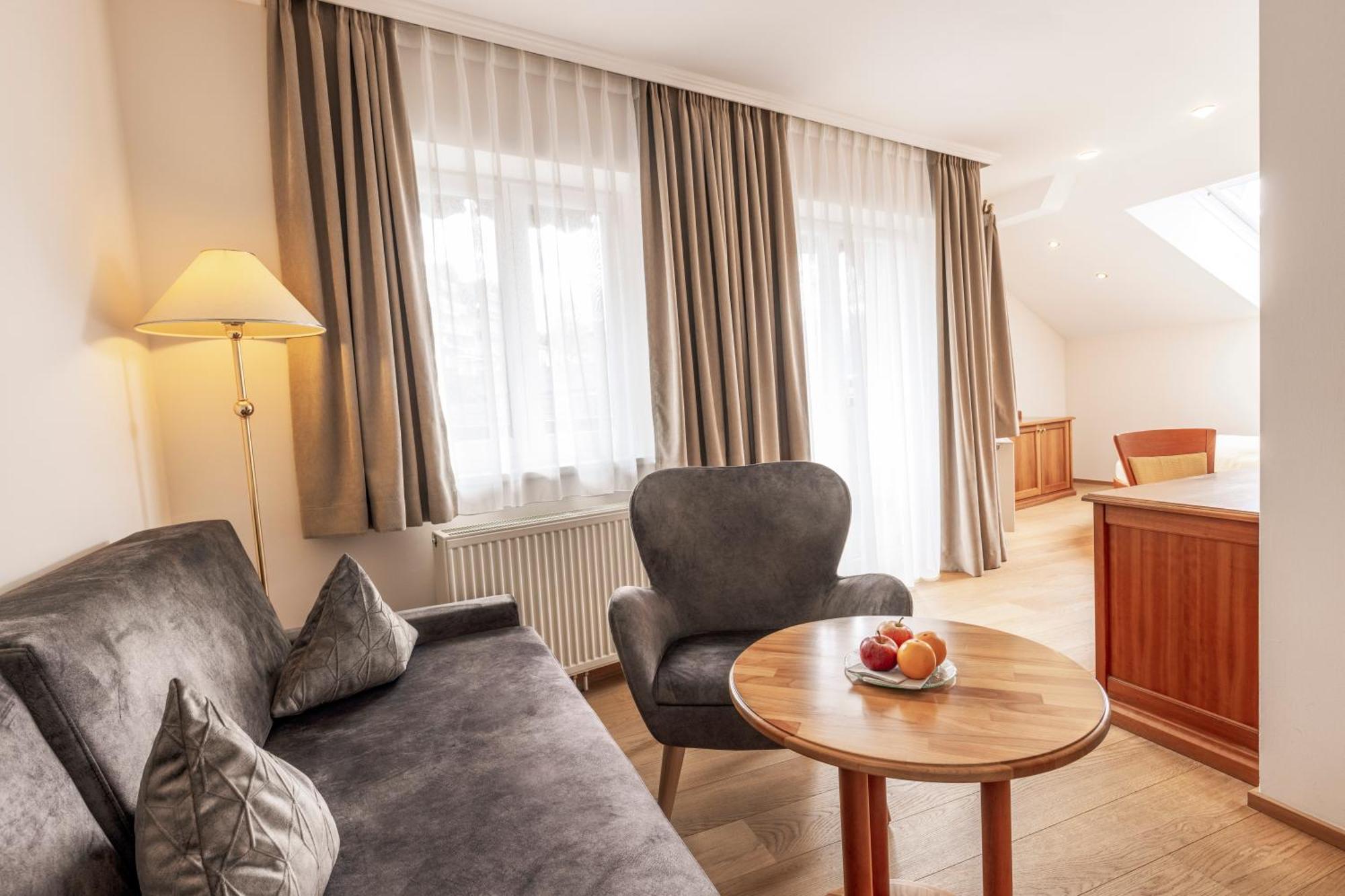 Hotel Weisser Hirsch Sankt Wolfgang im Salzkammergut ภายนอก รูปภาพ