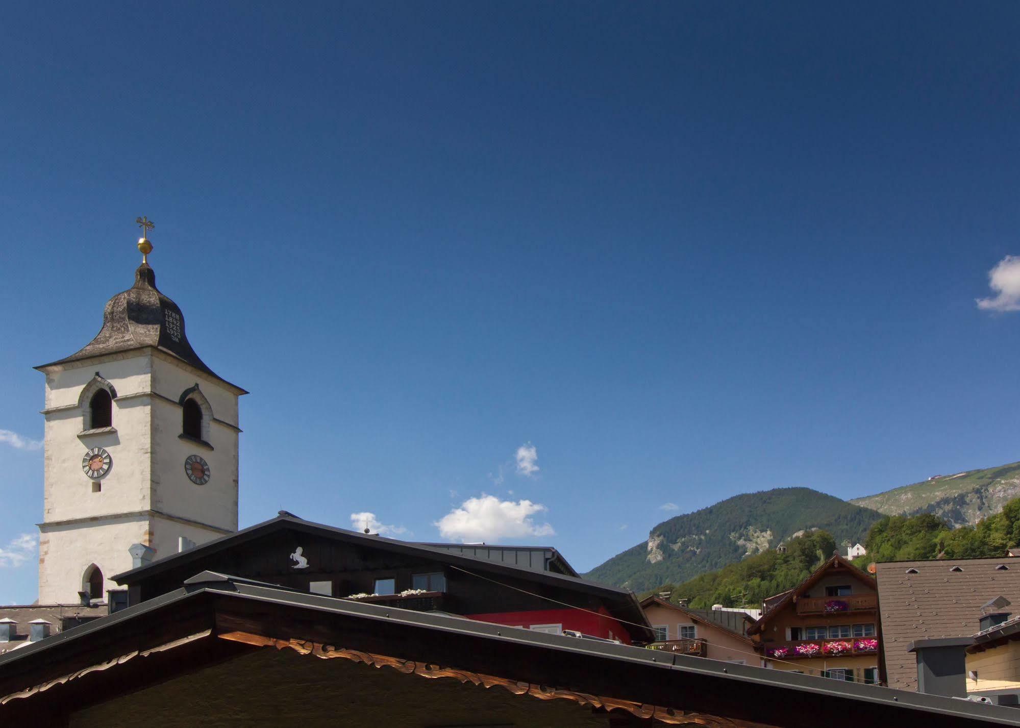 Hotel Weisser Hirsch Sankt Wolfgang im Salzkammergut ภายนอก รูปภาพ