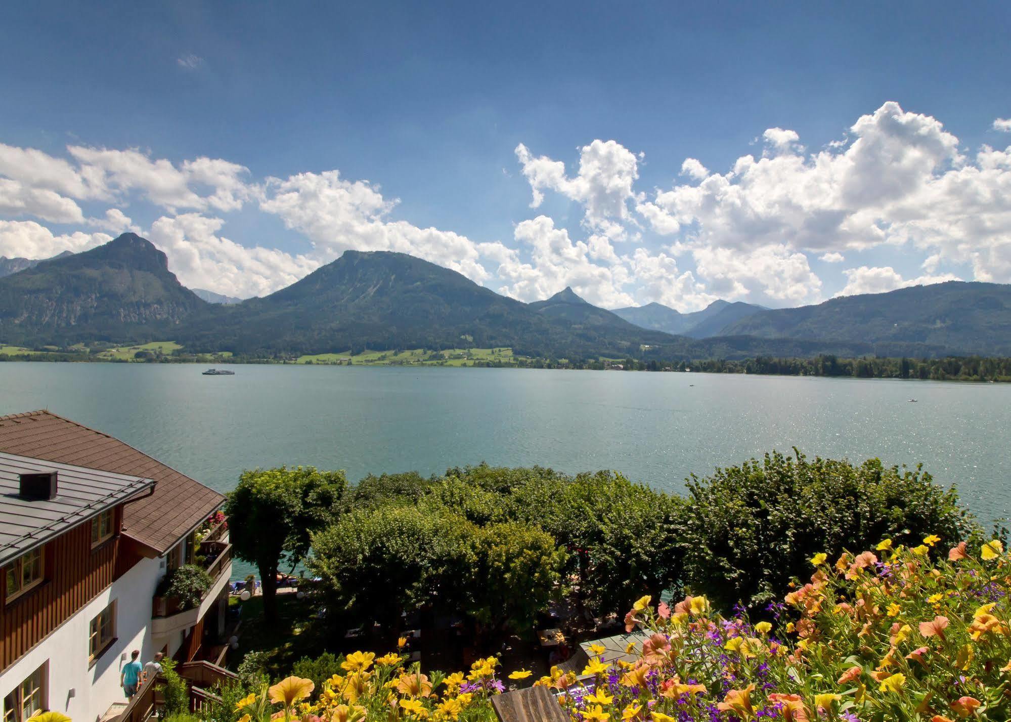 Hotel Weisser Hirsch Sankt Wolfgang im Salzkammergut ภายนอก รูปภาพ