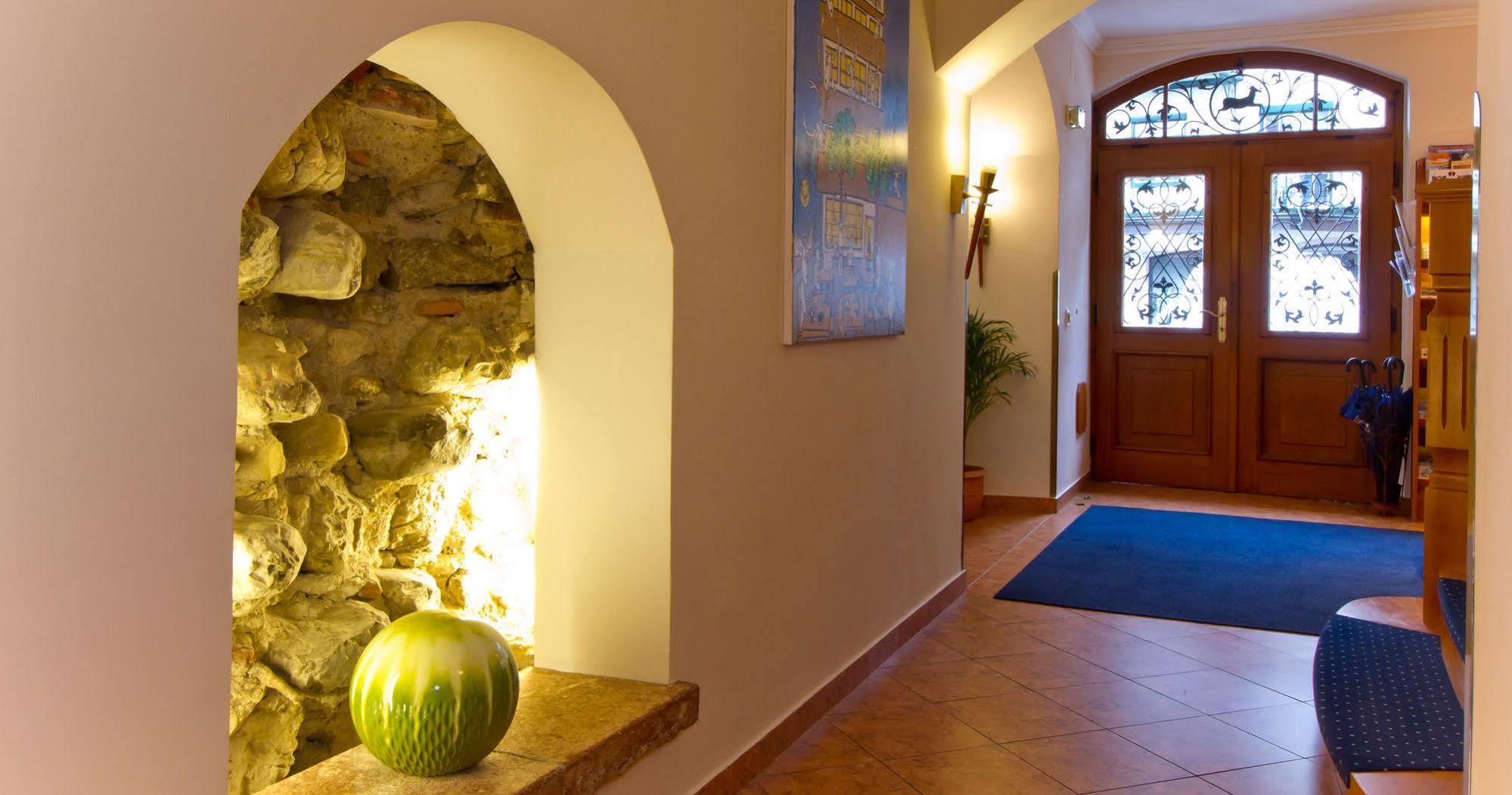 Hotel Weisser Hirsch Sankt Wolfgang im Salzkammergut ภายนอก รูปภาพ